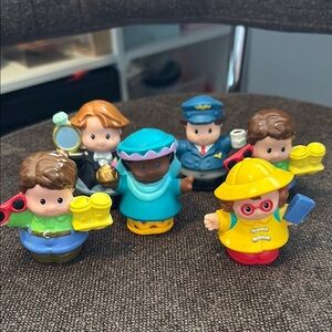 Fisher price little people 2008 figure set of 6 husband pilot